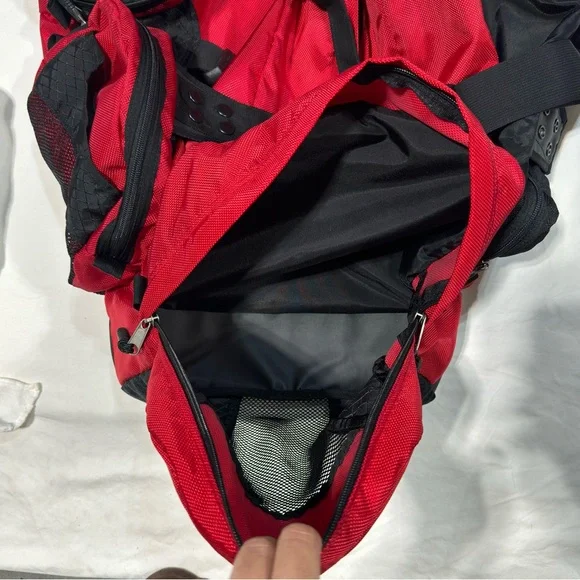 Oakley Icon 2.0 Duffle Bag Red/Black Tactical Software Vintage Y2K Gorpcore